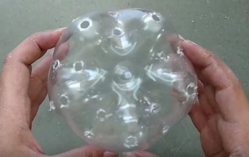  Air Outlet Holes