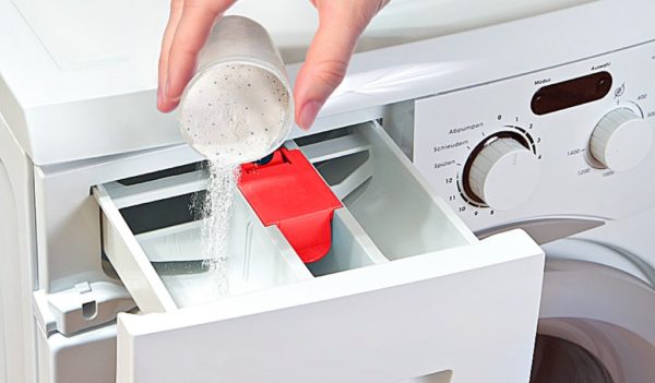  Powder in container