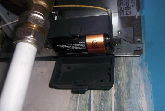  Piezoelectric battery