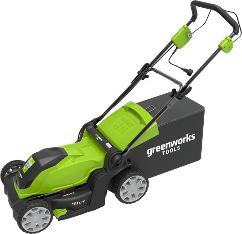  Lawn mower with capacity