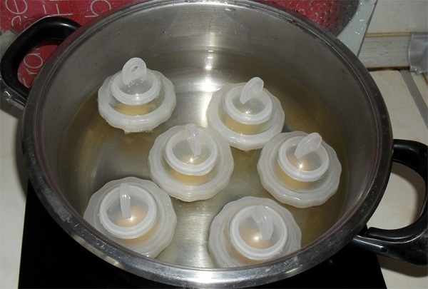  Egg cooker