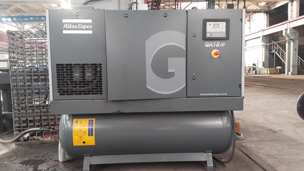  Screw compressor