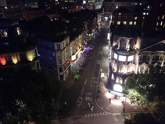  Sample shot at night